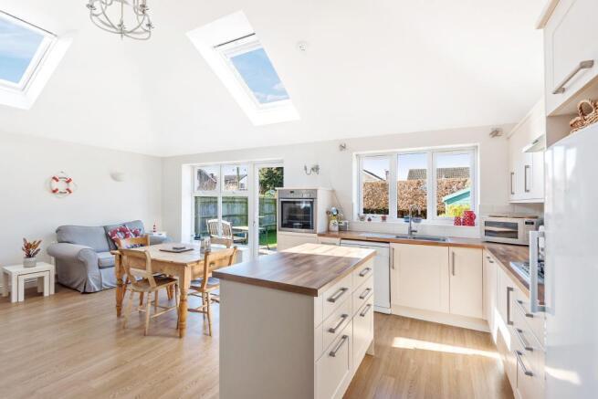 Kitchen Main