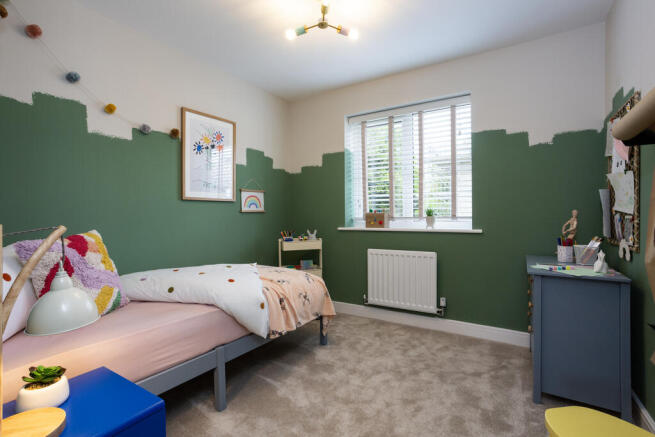 4 bed Detached for sale Image 5