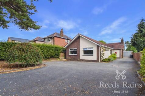 Lancaster Lane, Leyland, Lancashire, PR25