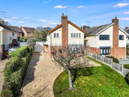 17, Green Trees Avenue, Chelmsford CM3 6JA