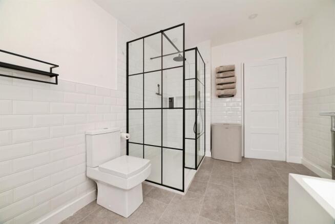 2 bed Terraced for sale Image 10