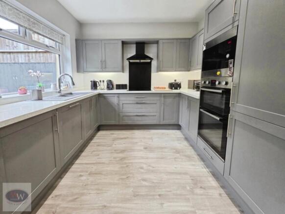 2 bed Semi-Detached for sale Image 5