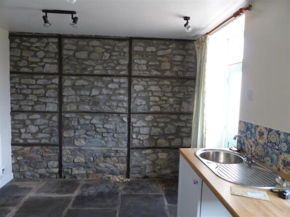 Kitchen (2nd view)