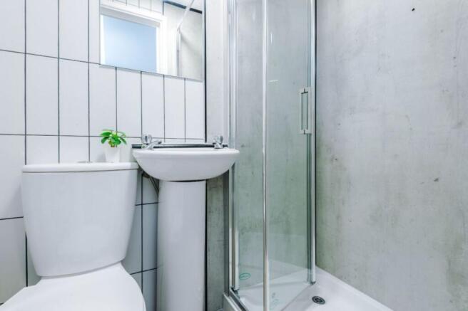 SHF3 - Bathroom