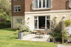 Flat 2, 26 Valley Court, Wray Common Road, Reigate RH2 0ER