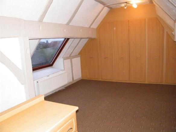 bedroom 4 x2