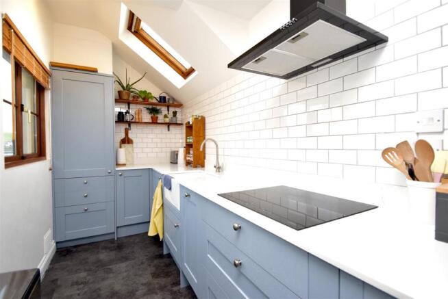 GALLEY KITCHEN