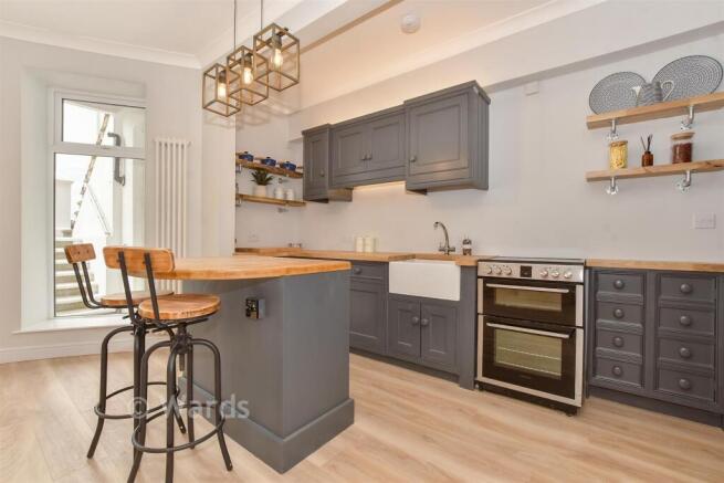 Kitchen/ Lounge