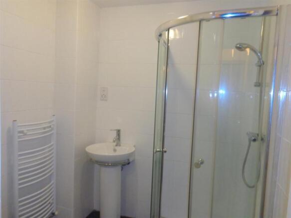 Shower room.jpg