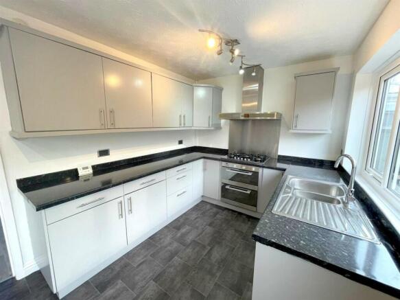 Kitchen / Diner