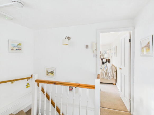 1 bed Flat for sale Image 11