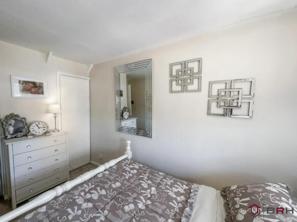 3 bed Bungalow for sale Image 12