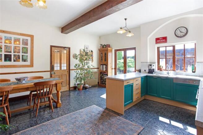 Middlefield Lane, Henlow, Bedfordshire, SG16 photo 4