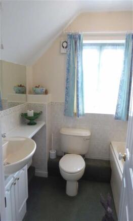 Bathroom 2nd floor