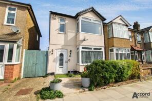 28, Mildmay Road, Romford RM7 7DD