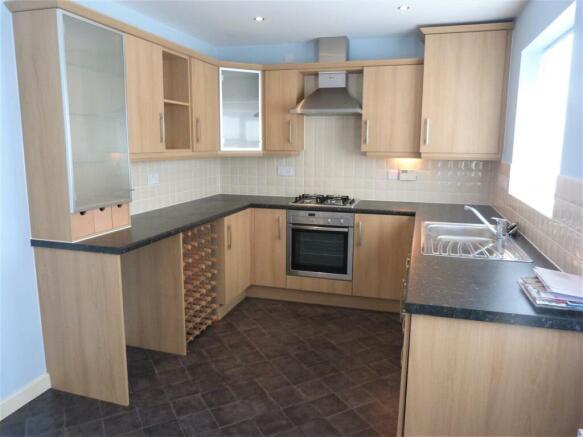 87. kitchen 1.JPG