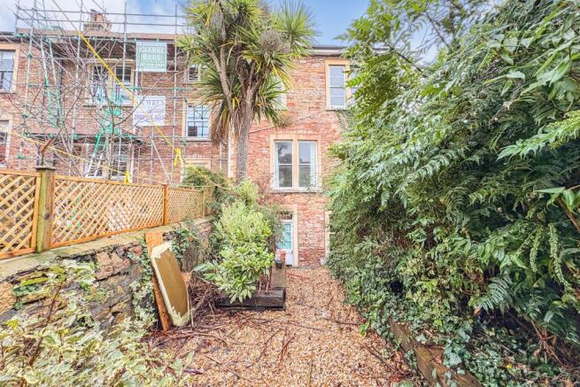 10 Hughenden Road, Clifton, Bristol, Avon, BS8 2TT