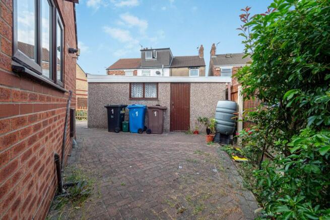 2 bed Detached Bungalow for sale Image 11