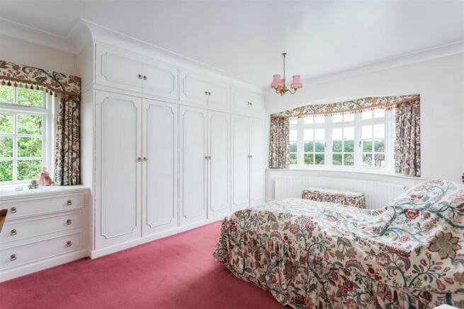 2 bed Detached Bungalow for sale Image 8
