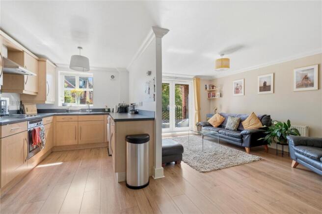 Kitchen / Living