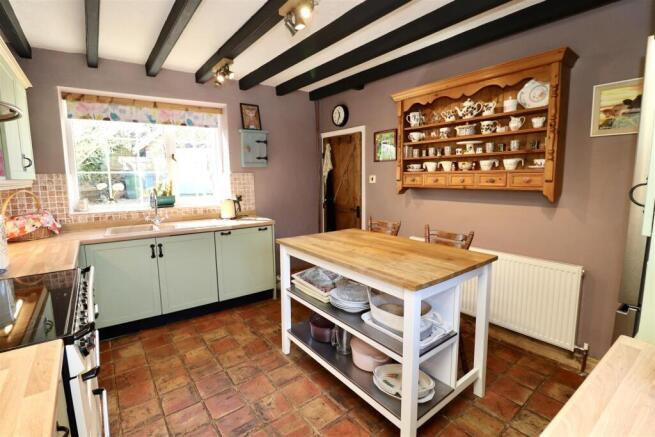 3 bed Cottage for sale Image 4