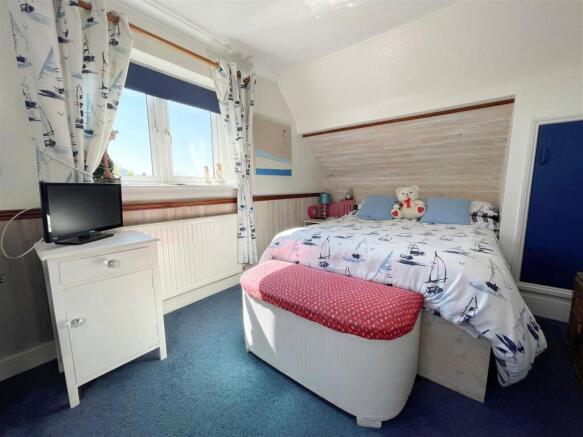 Bedroom 3.jpg