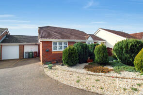 17, Cricket Close, Drayton NR8 6YA