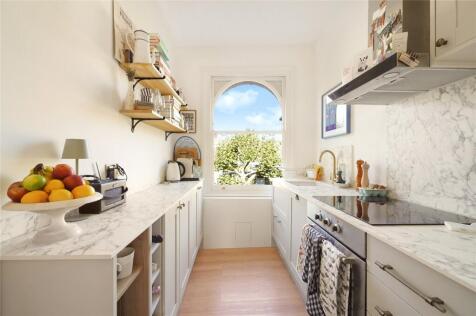 Westbere Road, Cricklewood, NW2