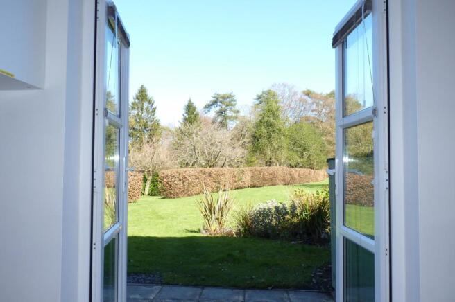 Kitchen Doors to Rear