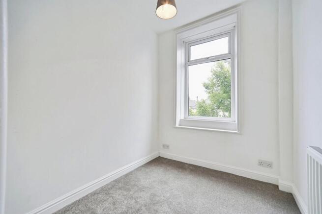 2 bed Terraced for sale Image 11