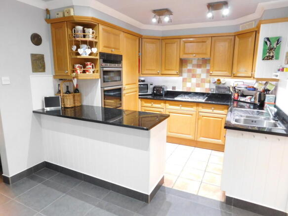 Kitchen / Dining ...
