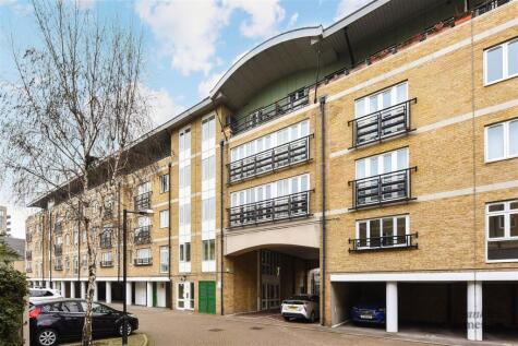 Locksons Close, London
