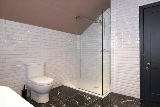 6 bed Terraced to rent Image 7
