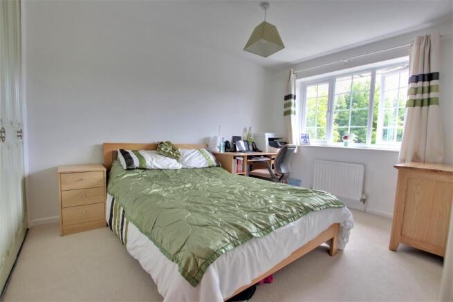 BEDROOM 2