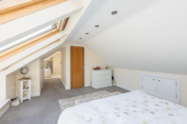 Principal Bedroom Suite