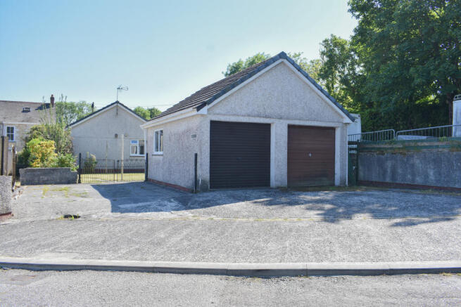 Double Garage