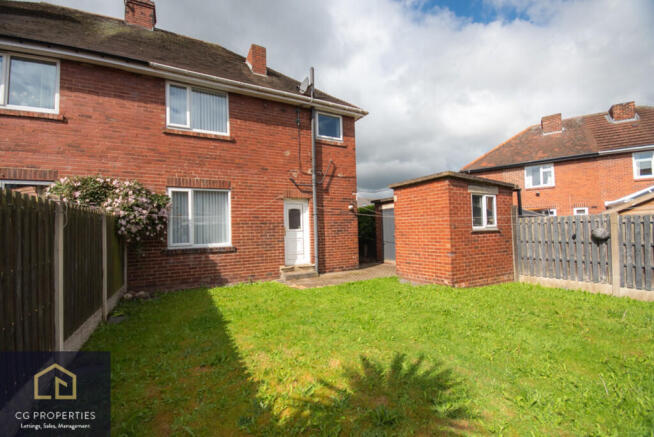 3 bed Semi-Detached for sale Image 12
