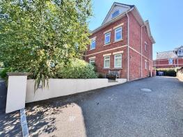 2, 66 Pebbles, Alumhurst Road, Bournemouth BH4 8EX