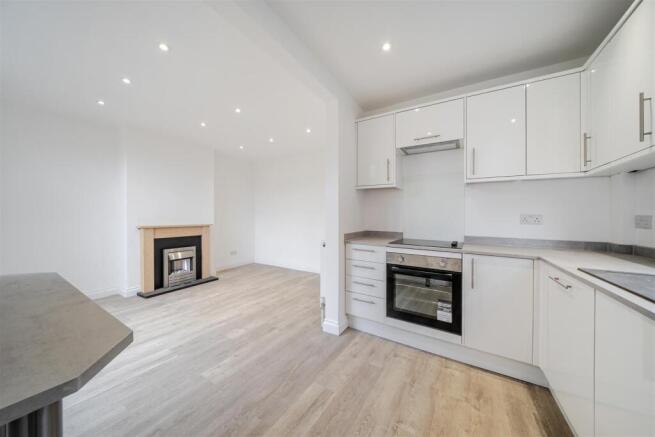 kitchen dining room h.jpg