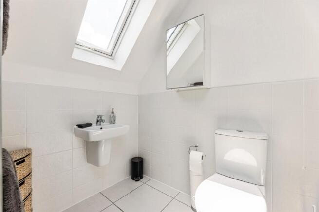 3 bed Semi-Detached for sale Image 11