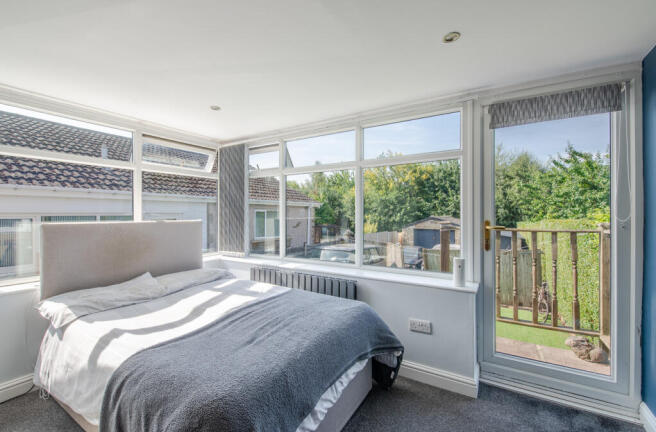 3 bed Semi-Detached for sale Image 10
