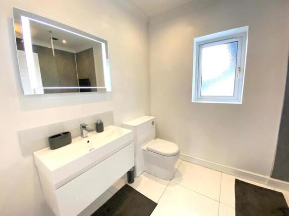 En-suite shower room