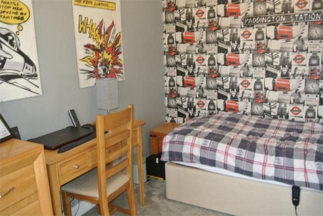 Photo 11