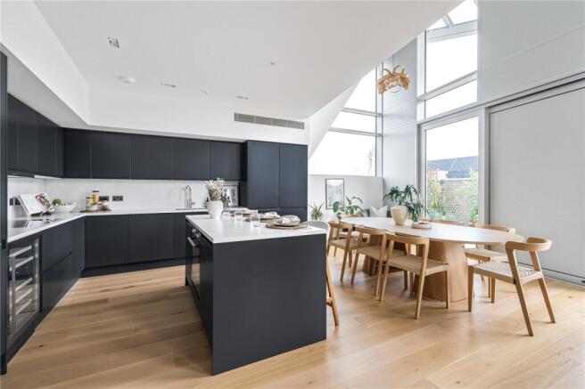 Kitchen/Dining