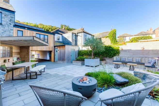Rear Courtyard