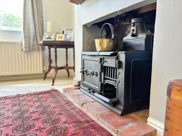 2 bed Cottage for sale Image 7