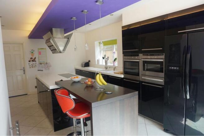Kitchen/Breakfast