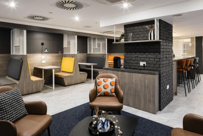 Fizzy Canning Town 2593