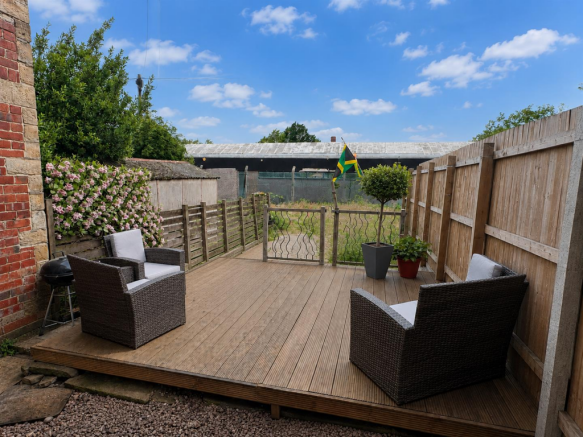 2 bed Terraced for sale Image 6