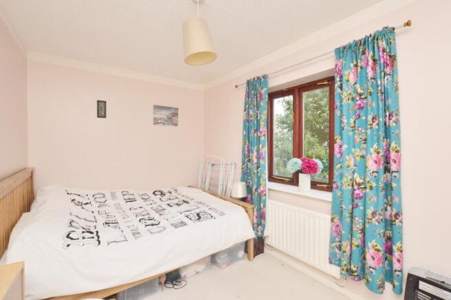 bedroom2